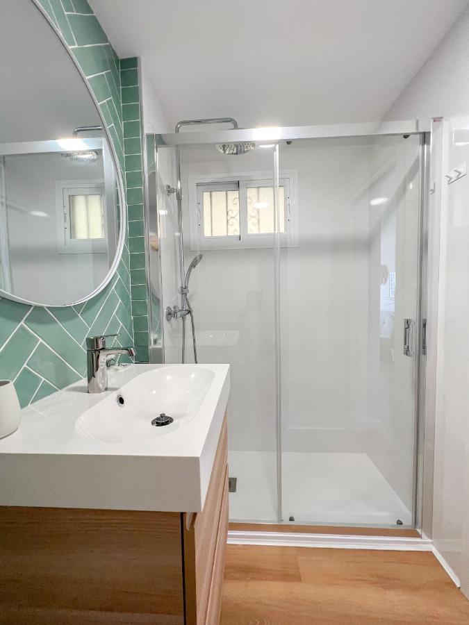 Cozy Studio With Sea Views Benalmádena Kültér fotó