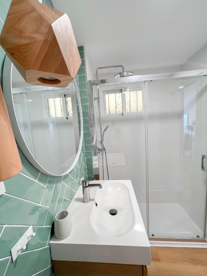 Cozy Studio With Sea Views Benalmádena Kültér fotó
